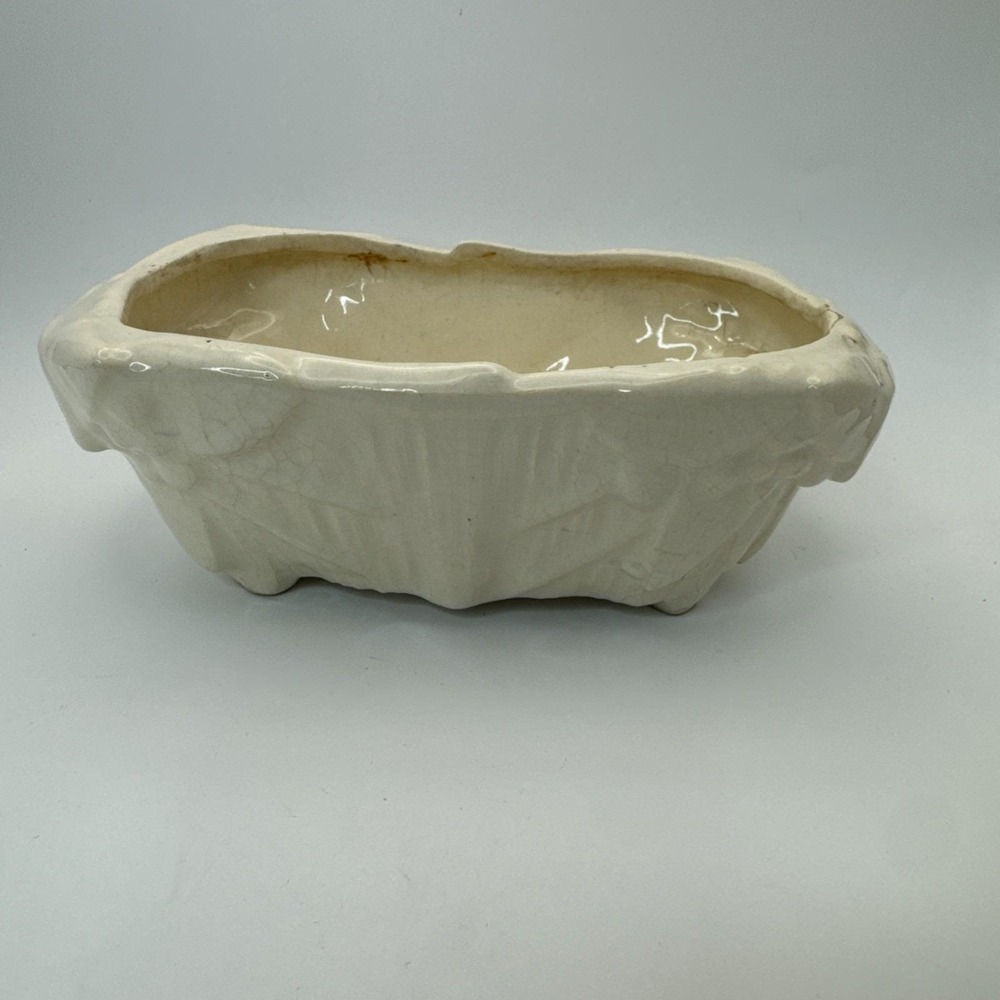 Vintage‎ McCoy Pottery MCM White Leaves Berries Oblong 8" x 4.5" Planter Bowl